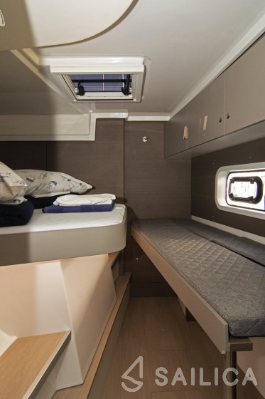 Bali Catspace - Yacht Charter Sailica