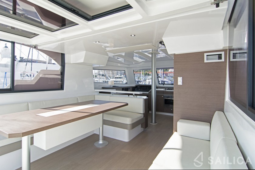 Bali Catspace - Yacht Charter Sailica
