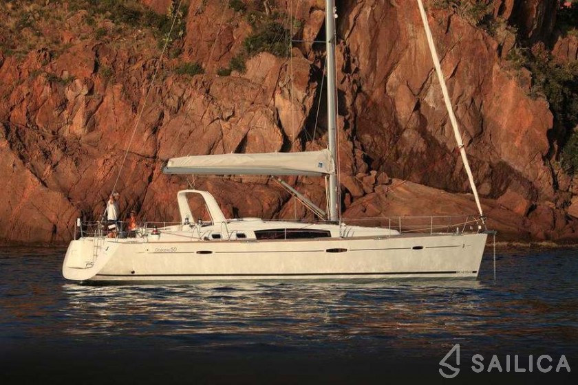 Oceanis 50 - Yacht Charter Sailica