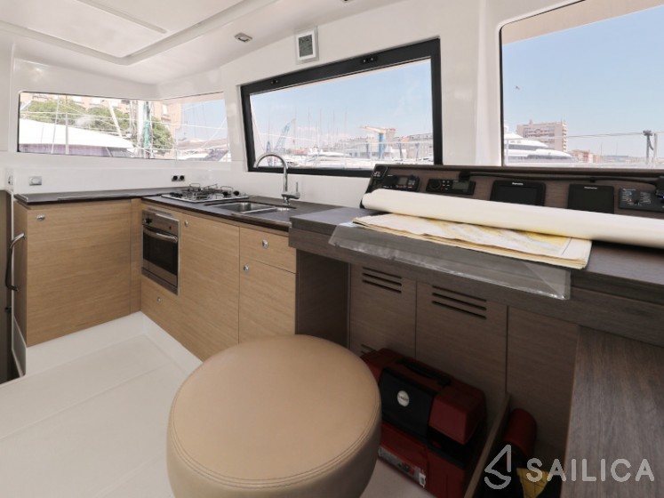Bali 4.0 - Yacht Charter Sailica