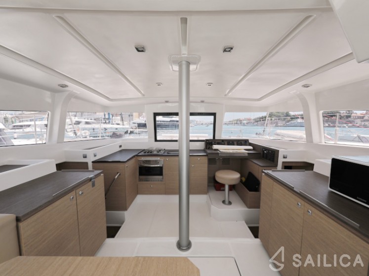 Bali 4.0 - Yacht Charter Sailica