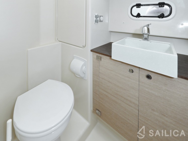 Bali 4.0 - Yacht Charter Sailica