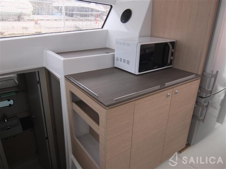 Bali 4.0 - Yacht Charter Sailica