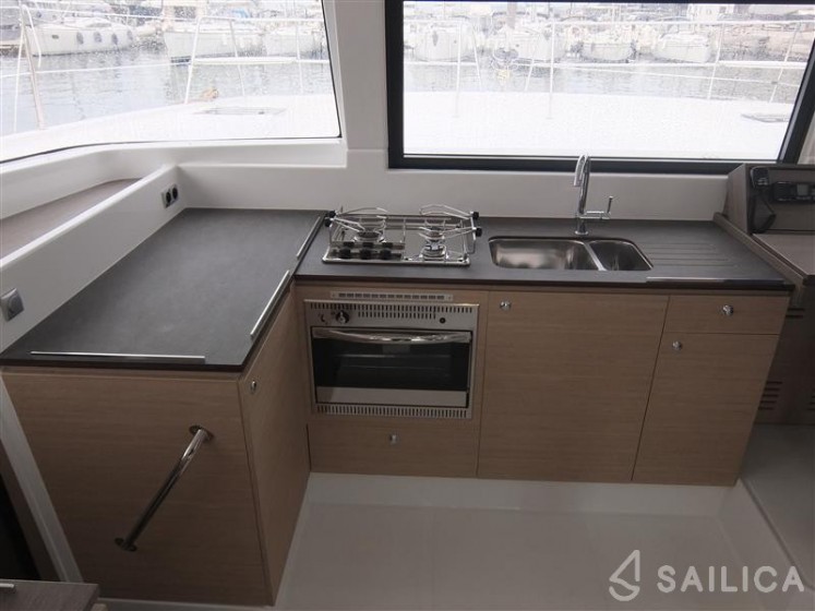 Bali 4.0 - Yacht Charter Sailica
