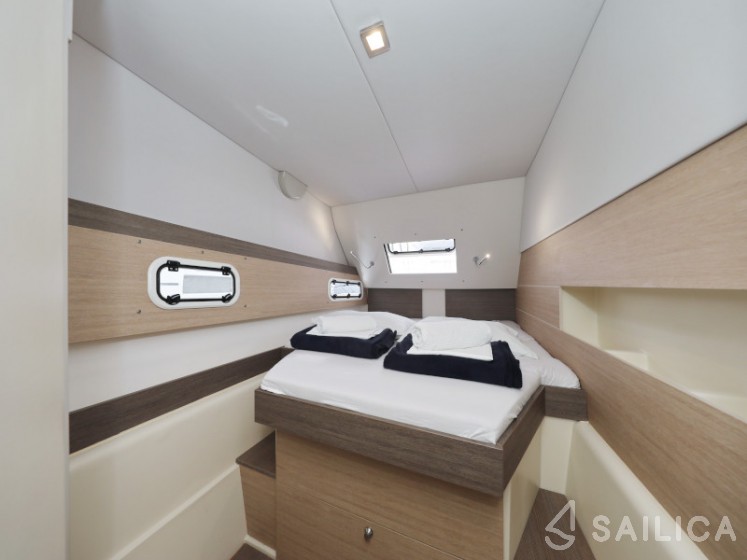 Bali 4.0 - Yacht Charter Sailica