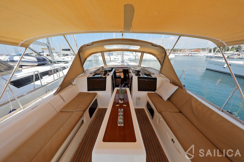 Dufour 460 GL - Yacht Charter Sailica