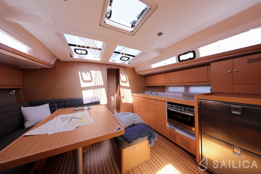 Dufour 460 GL - Yacht Charter Sailica