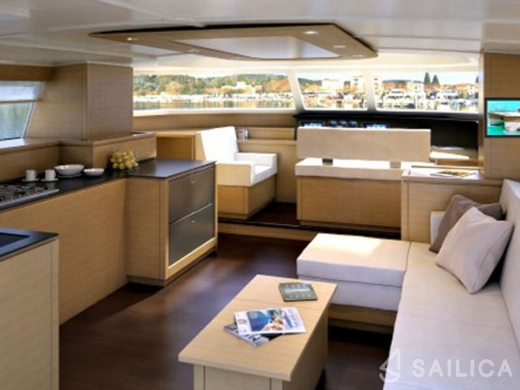 Saona 47 - Yacht Charter Sailica