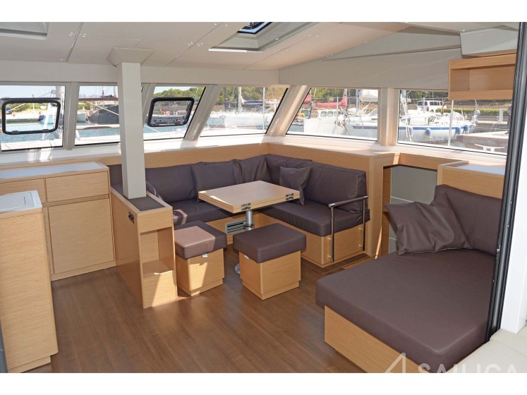 Nautitech 46 Fly - Yacht Charter Sailica