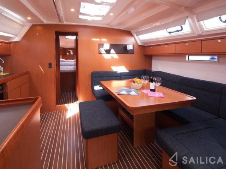 Bavaria 46 Cruiser - Yacht Charter Sailica