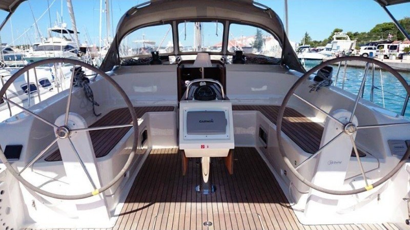Bavaria 46 Cruiser - Yacht Charter Sailica