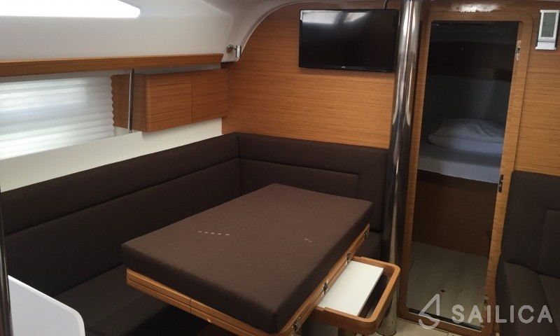 Elan 40 Impression - Yacht Charter Sailica