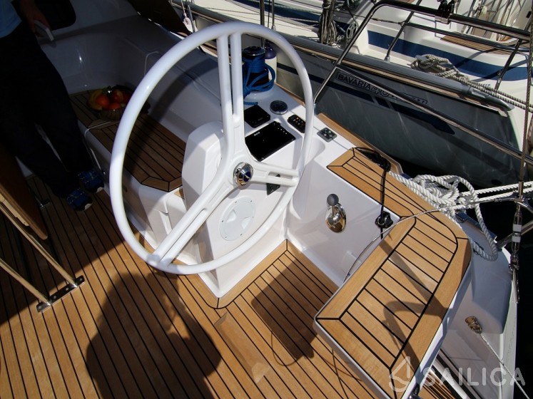 Elan 40 Impression - Yacht Charter Sailica