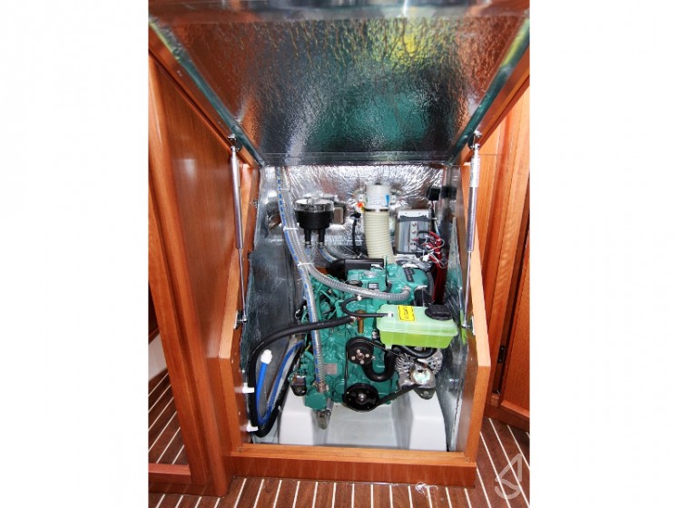 Bavaria 34 Cruiser - Yacht Charter Sailica