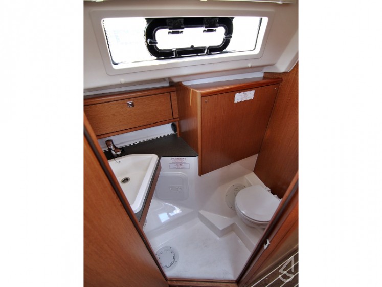 Bavaria 34 Cruiser - Yacht Charter Sailica