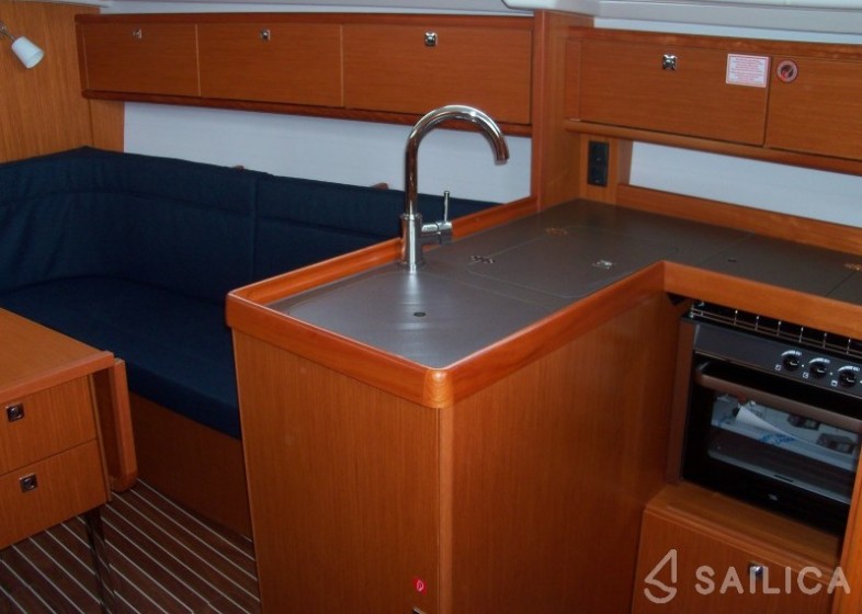 Bavaria 34 Cruiser - Yacht Charter Sailica