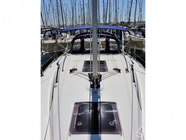 Bavaria 34 Cruiser - Yacht Charter Sailica