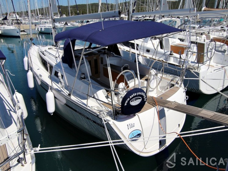 Bavaria 34 Cruiser - Yacht Charter Sailica