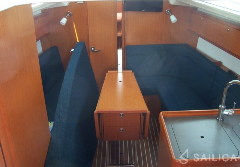 Bavaria 34 Cruiser - Yacht Charter Sailica