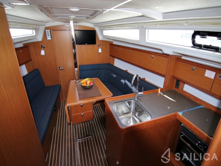 Bavaria 34 Cruiser - Yacht Charter Sailica