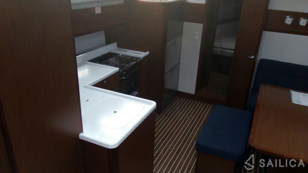 Bavaria 46 Cruiser - Yacht Charter Sailica