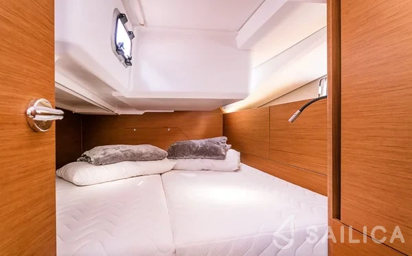 Sun Odyssey 440 - Yacht Charter Sailica