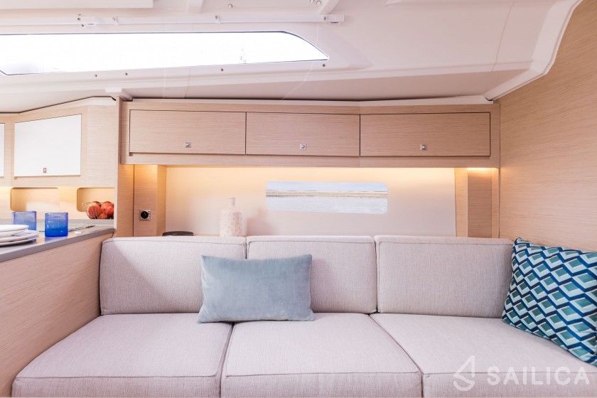 Dufour 37 - Yacht Charter Sailica