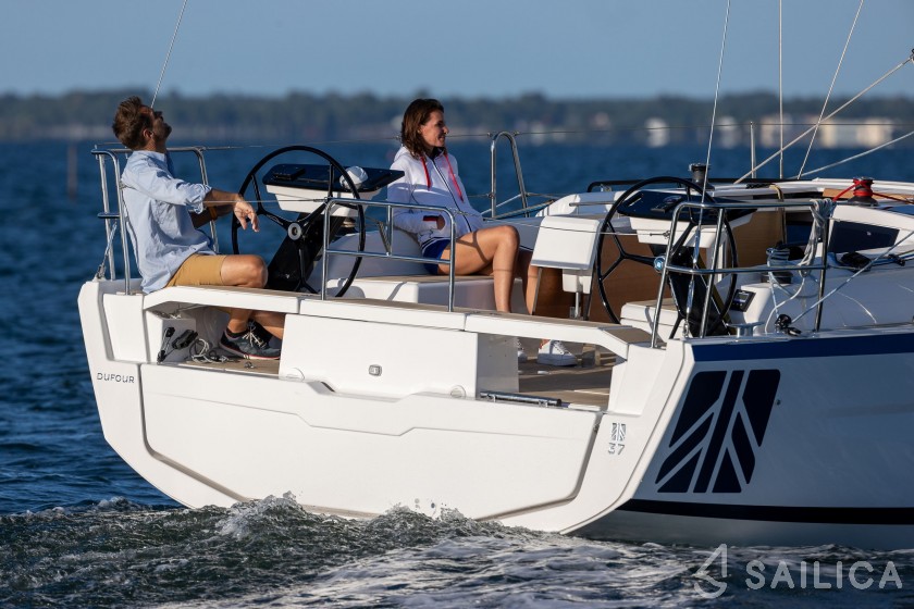 Dufour 37 - Yacht Charter Sailica