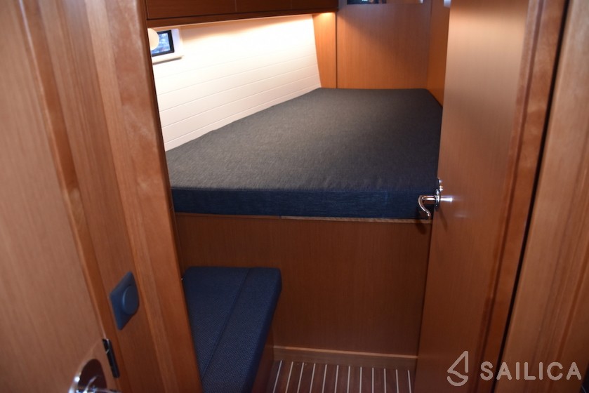 Bavaria 46 Cruiser - Yacht Charter Sailica