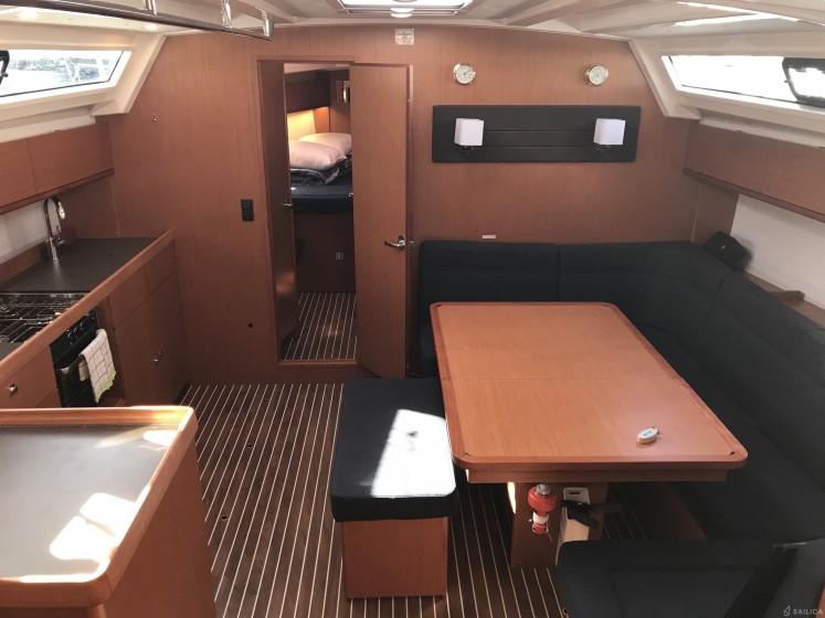 Bavaria 46 Cruiser - Yacht Charter Sailica