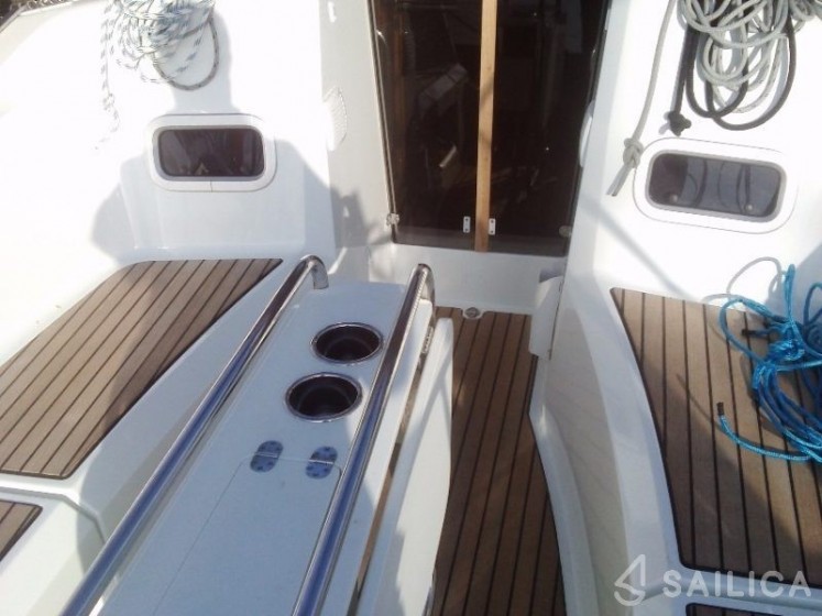 Sun Odyssey 349 - Yacht Charter Sailica