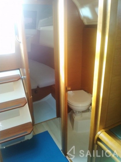 Sun Odyssey 349 - Yacht Charter Sailica