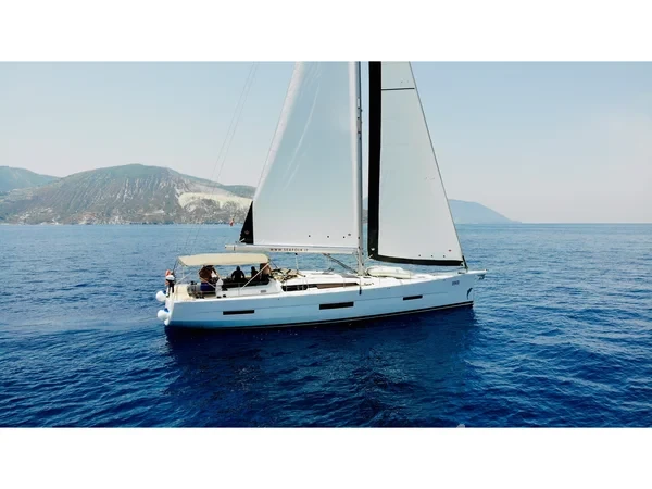 Dufour 56 Exclusive - Yacht Charter Sailica