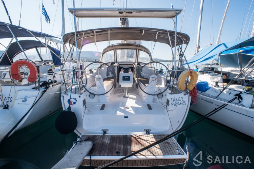 Bavaria 37 Cruiser - Yacht Charter Sailica