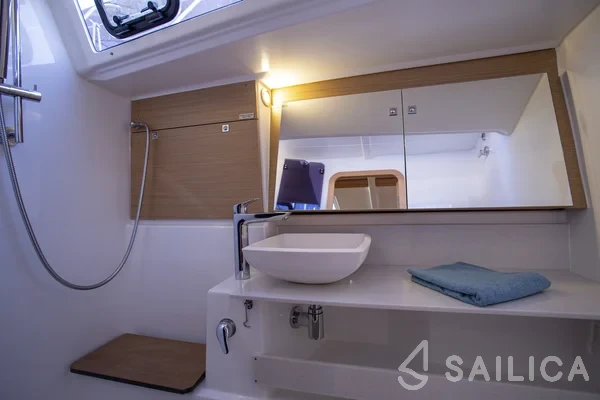 Dufour 430 Grand Large - Yacht Charter Sailica