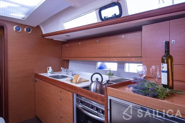Dufour 460 GL - Yacht Charter Sailica