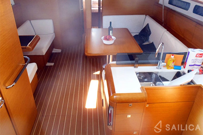 Sun Odyssey 439 - Yacht Charter Sailica