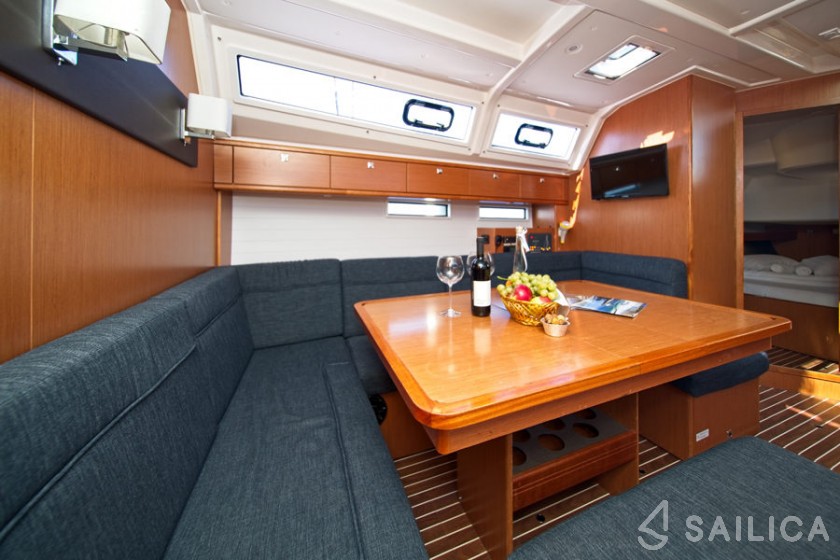 Bavaria 46 Cruiser - Yacht Charter Sailica