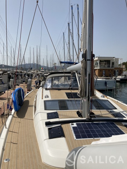 Dufour 56 Exclusive - Yacht Charter Sailica