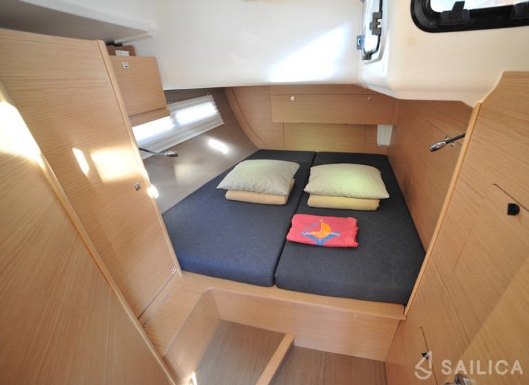 Dufour 56 Exclusive - Yacht Charter Sailica