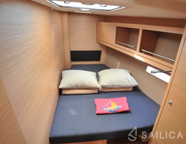 Dufour 56 Exclusive - Yacht Charter Sailica