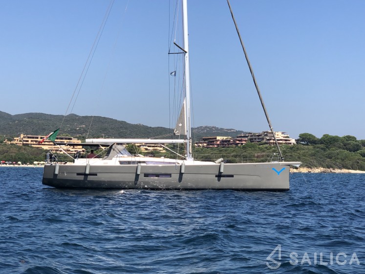Dufour 56 Exclusive - Yacht Charter Sailica
