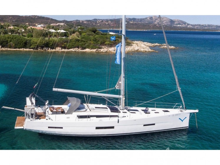 Dufour 56 Exclusive - Yacht Charter Sailica
