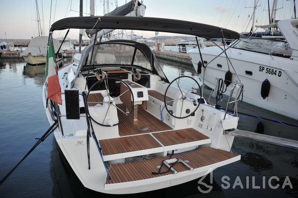 Dufour 350 Grand Large - Yacht Charter Sailica