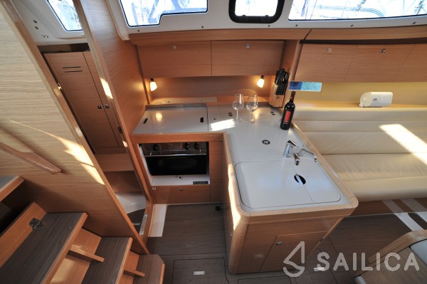 Dufour 350 Grand Large - Yacht Charter Sailica