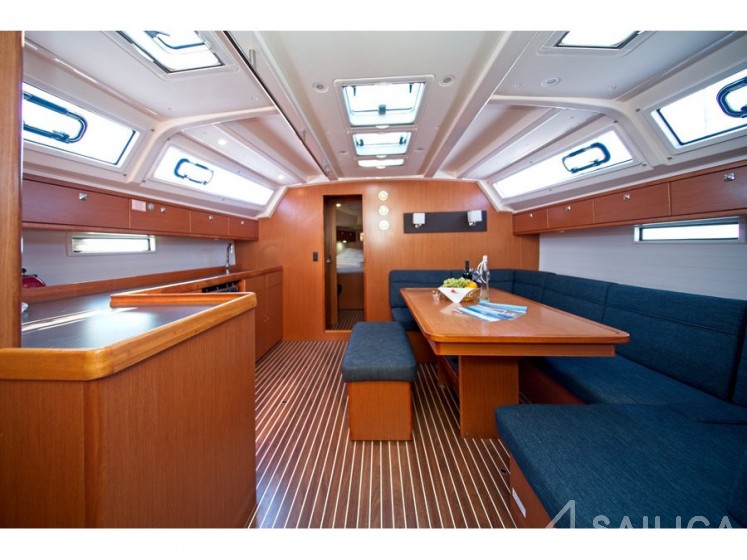 Bavaria 46 Cruiser - Yacht Charter Sailica