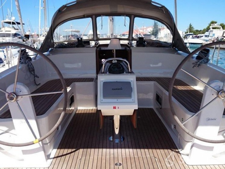 Bavaria 46 Cruiser - Yacht Charter Sailica