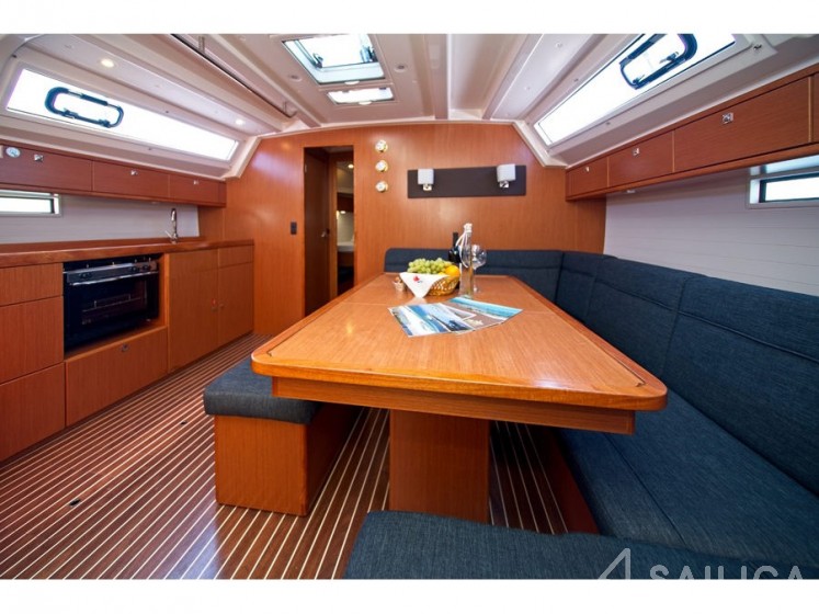 Bavaria 46 Cruiser - Yacht Charter Sailica