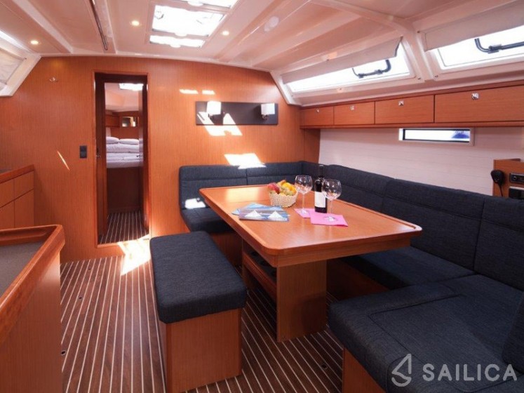 Bavaria 46 Cruiser - Yacht Charter Sailica