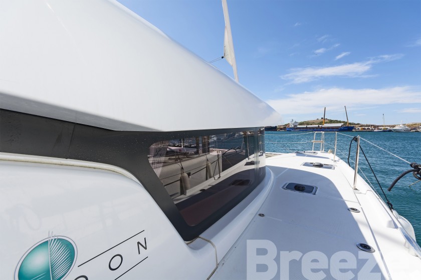 Lagoon 42 - Yacht Charter Sailica
